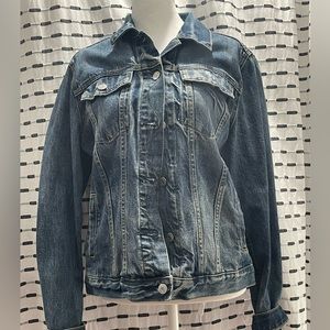 Gap Denim Jacket Women’s Large